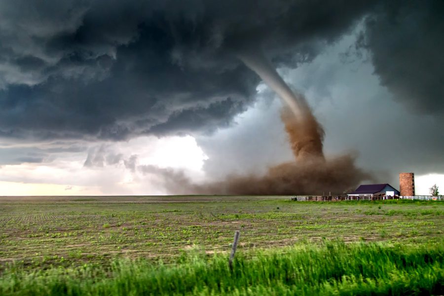 How To A Storm Chaser Making Money, Skills & Gear