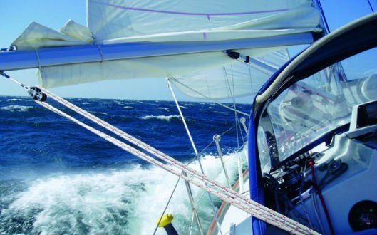Weather Stations & Other Weather Instruments for Sailboats