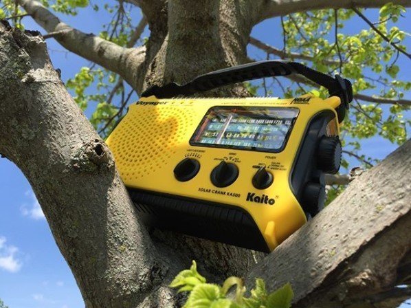 Choosing The Best Emergency Radio In 2023